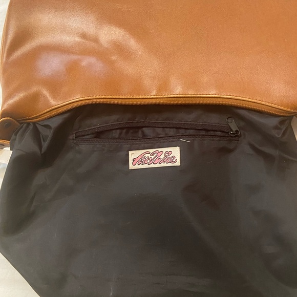 Bronco Girl shoulder bag novelty purse artwork from boutique - Picture 5 of 7